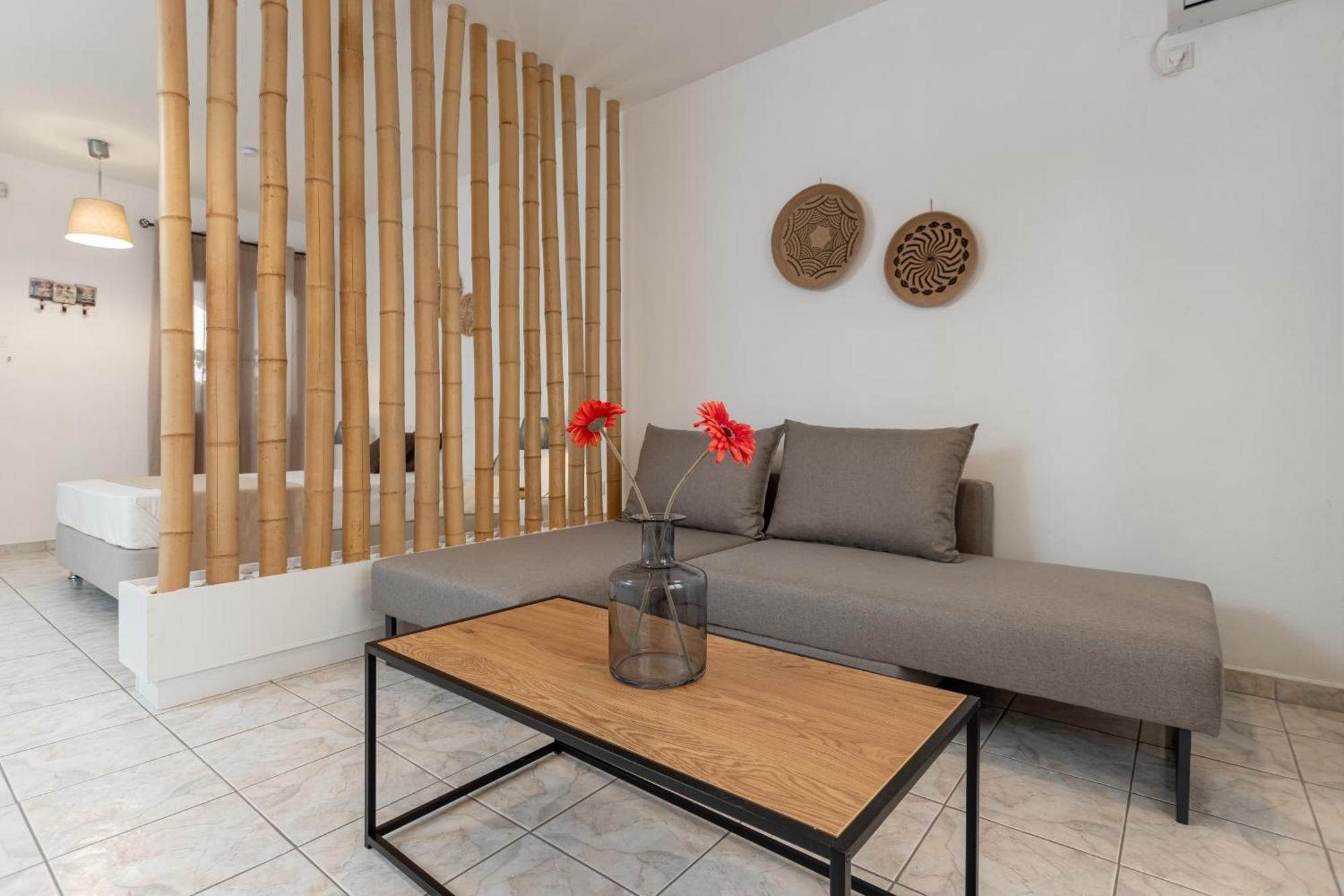 Optasia - Naxos Center Apartment Naxos City Экстерьер фото